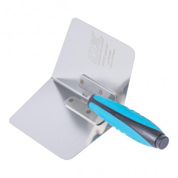 OX Pro Internal Corner Trowel - 102 x 127mm / 4\" x 5\"